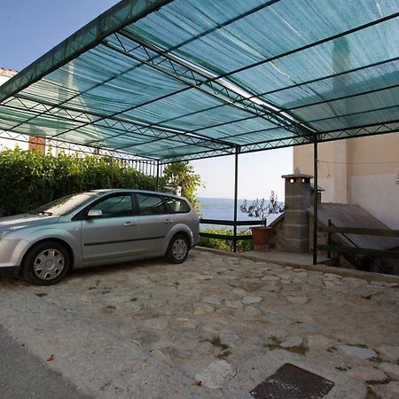 Apartment Lelas Omiš Esterno foto
