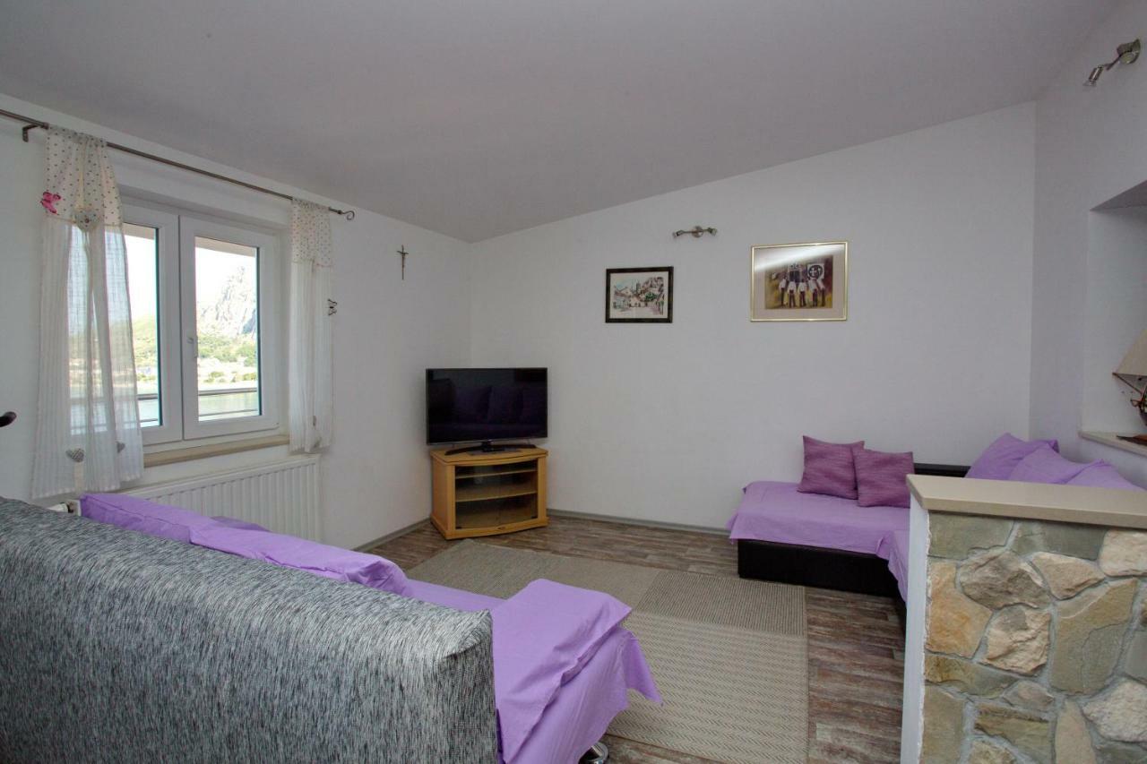 Apartment Lelas Omiš Esterno foto
