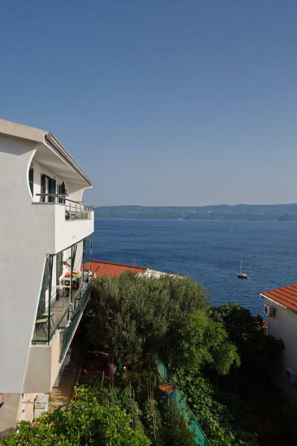 Apartment Lelas Omiš Esterno foto